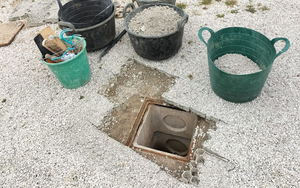 trappe téléphone et regard télécom